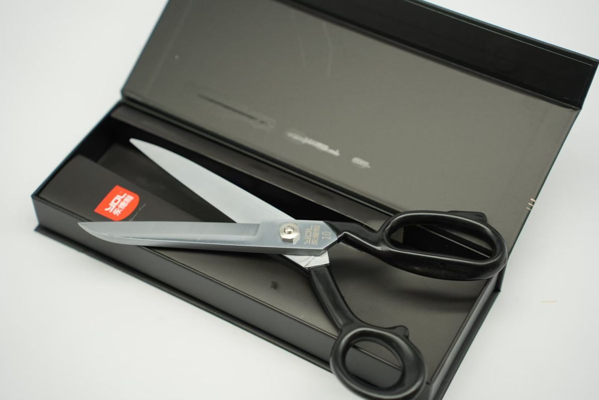 Tailor's Pride gift box